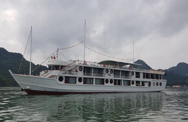 3 days cruise to Lan Ha Bay on Calypso Cruises