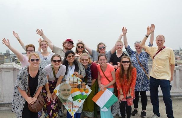Golden Triangle 3 Nights, 4 Days return trip : Delhi-Agra-Jaipur