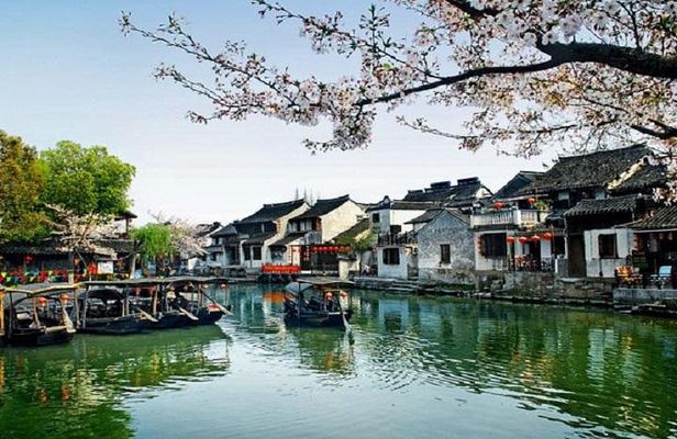 2-Day Hangzhou and Wuzhen Watertown Private Tour from Shanghai