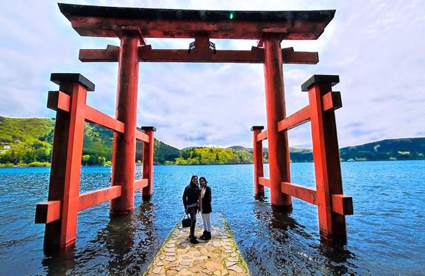 Mt. Fuji & Hakone day tour from Tokyo by car with JP local guide