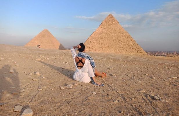 Giza Pyramids & Sphinx Half Day Private Tour With Entrance Fees
