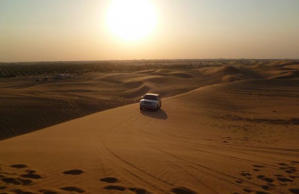 Sunrise Desert Safari Dubai on Private Basis for 1 to 6 people
