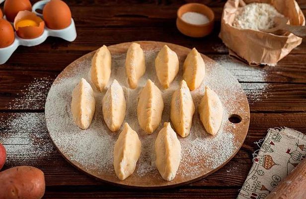 Half-Day Polish Food Walking Tour with Guide and Dinner