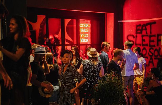 Pub crawl Yerevan