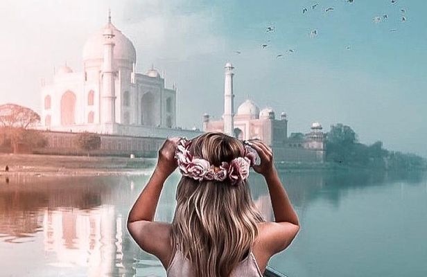 Taj Mahal Sunrise Tour from Delhi with All Inclusive