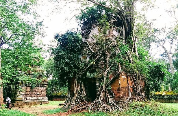 1 Day | Preah Vihear & Koh Ker Tour