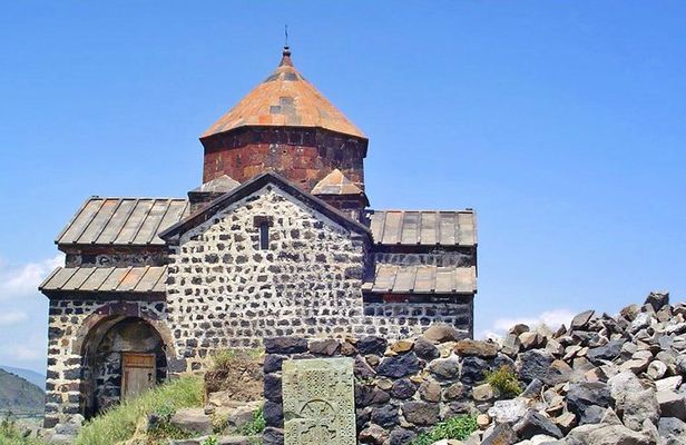 Private 6-7 hour Tsaghkadzor, Kecharis, Lake Sevan, Sevanavank Tour from Yerevan