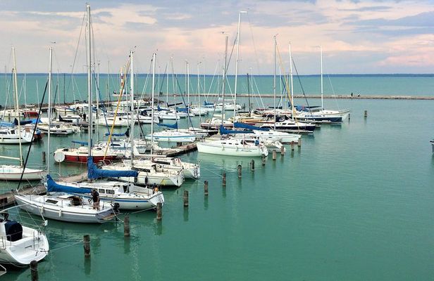 Private Lake Balaton Experience with an unforgettable Wine Tasting