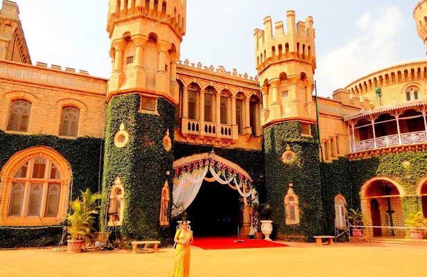 Bangalore City Tour (Lunch, Pick up & drop at hotel)