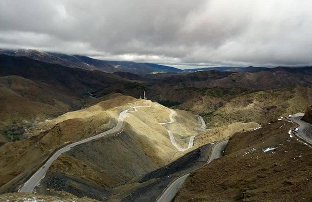 4-Day Private Sahara Desert Tour Marrakech to Fes & Camel Trekk