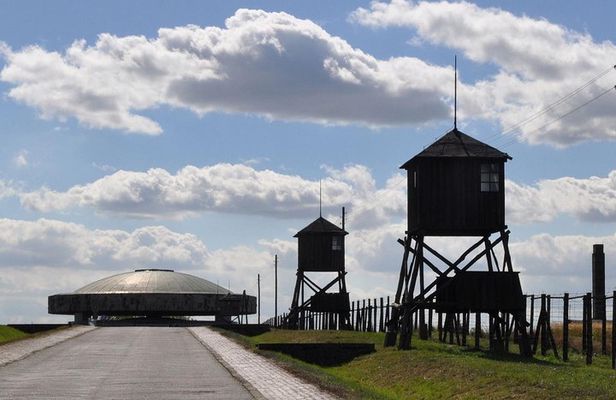 Majdanek - German camp from II World War - Private Tour - 1 DAY TRIP FROM WARSAW