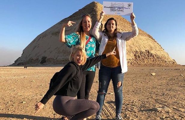All inclusive Tour To Giza Pyramids, Sphinx, Sakkara & Dahshur
