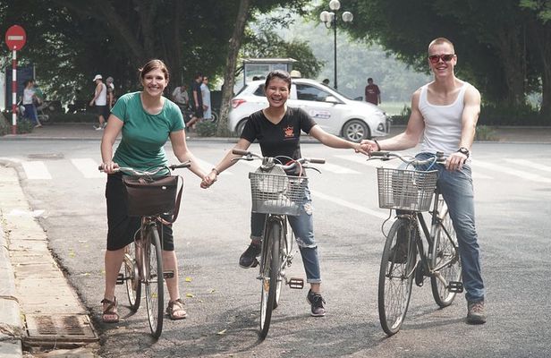 Hanoi Backstreet Bicycle Tour