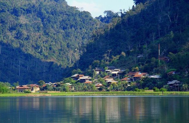 Ba Be Lake & Ban Gioc Waterfall Adventure Tour 3 Days