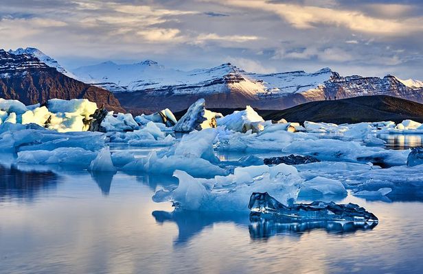Private South Coast & Glacier Lagoon tour from Reykjavik