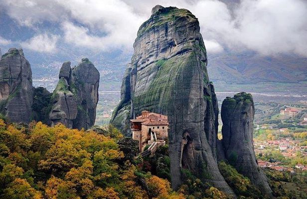 Full Day Tour to Meteora from Halkidiki
