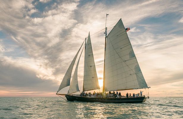 Key West Schooner Sunset Sail with Bar & Hors d'oeuvres