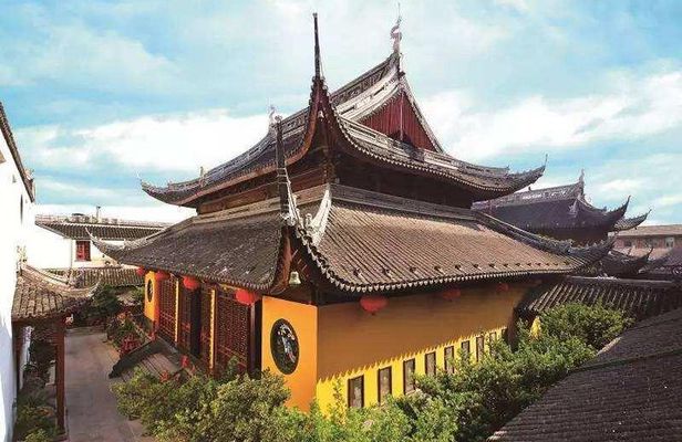 3-Hour Ultimate Discovery of Shanghai Jade Buddha Temple and Yu Garden