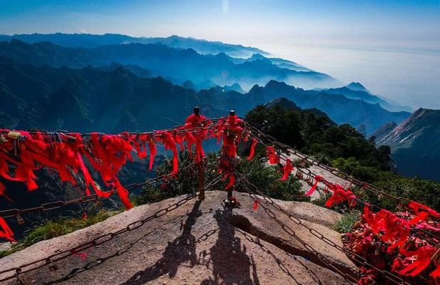 Private Day Trip to Mount Hua from Xi'an with English Driver