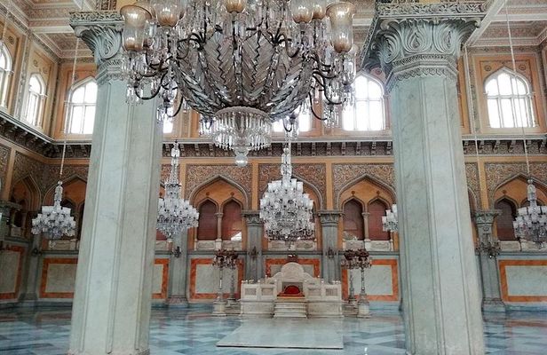 Half day Hyderabad tour about the opulence and splendor of Nizams in private car