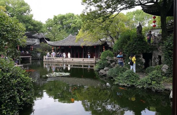 Suzhou and Tongli Water Town Private Tour from Shanghai with Options