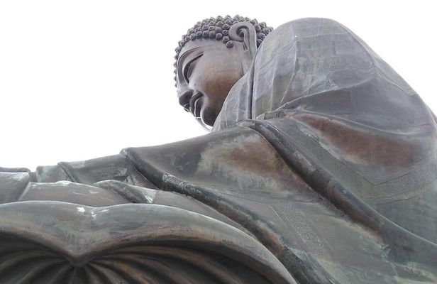 Private 5-Hour Driving Tour of Lantau from Hong Kong
