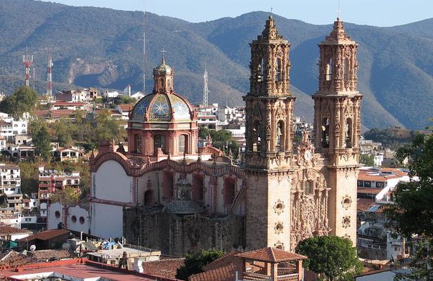 Taxco: Ultimate Full-Day Experience + Breakfast & Lunch Included