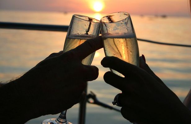 Adults only Sunset Cruise from Key West with Champagne