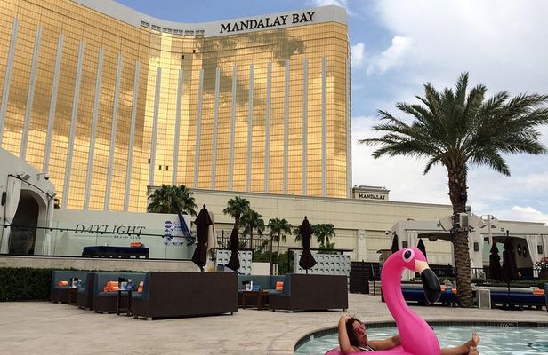 Las Vegas Pool Party Tour