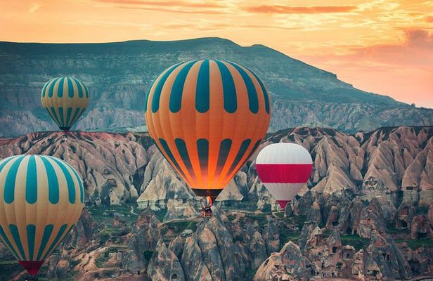 Turkey Hot Air Balloon Tour in Cappadocia