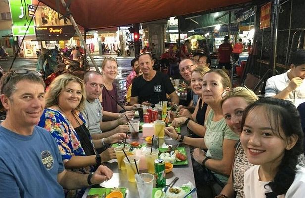 Ho Chi Minh City Street Food tour at night