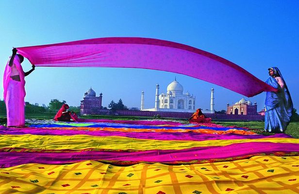Private Taj Mahal from Delhi to Agra By Car