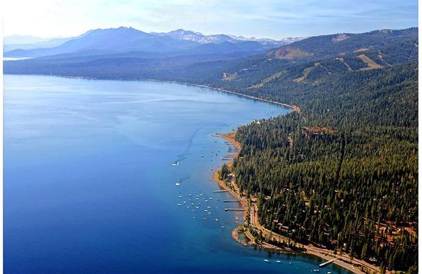 Lake Tahoe Helicopter Tour: Circle the Lake