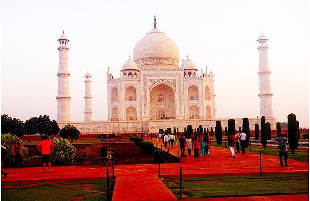 Taj Mahal and Agra Overnight Tour from Goa with Return Flights