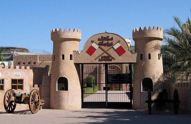 6 Emirates Tour in One Day - From Dubai