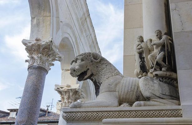 Private walking tour of Split