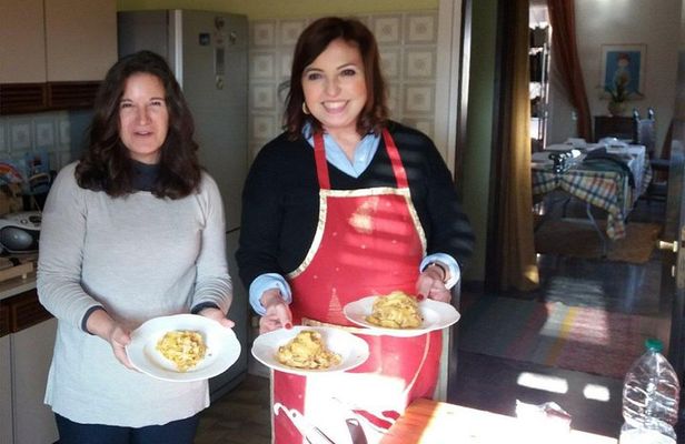 Pastamama, Home Cooking Classes at Grace's Home