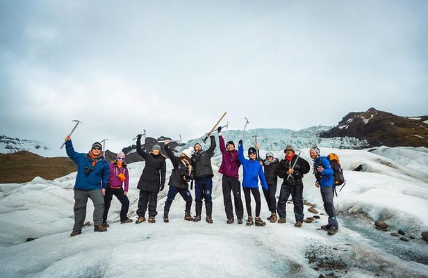 6-Day Tour Around Iceland from Reykjavik with Accommodation