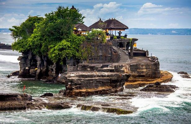 Ubud Tanah Lot Tour: Monkey Forest, Temple & Sunset