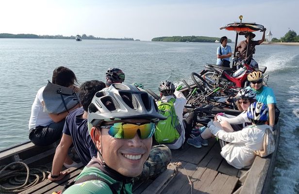 Half day Koh Klang culture cycling