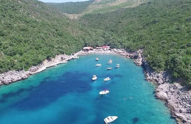 Group Blue Cave tour with a beach stop - 4h duration