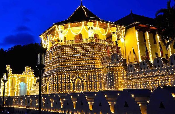Shore Excursions Colombo Port Passenger Terminal to Kandy By Car.