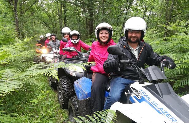 Quad hike 3h30 Vineyards of Dordogne