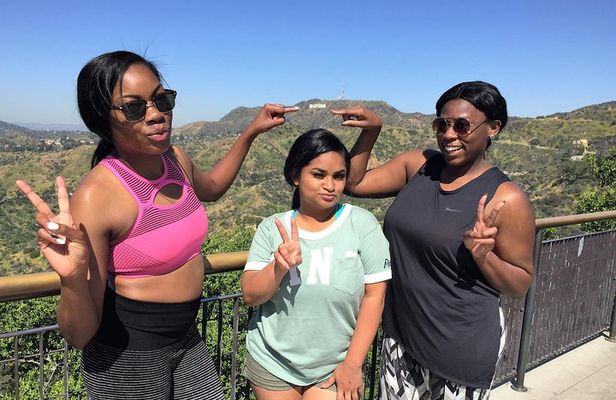 Hollywood Sign Hiking Tour to Griffith Observatory