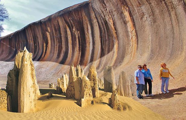 Wave Rock and Pinnacles Air & Ground Tour