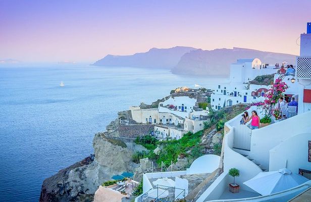 8-Day Tour of Athens, Paros, Santorini and Mykonos