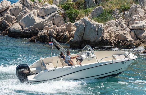 Private boat tour-custom itenery