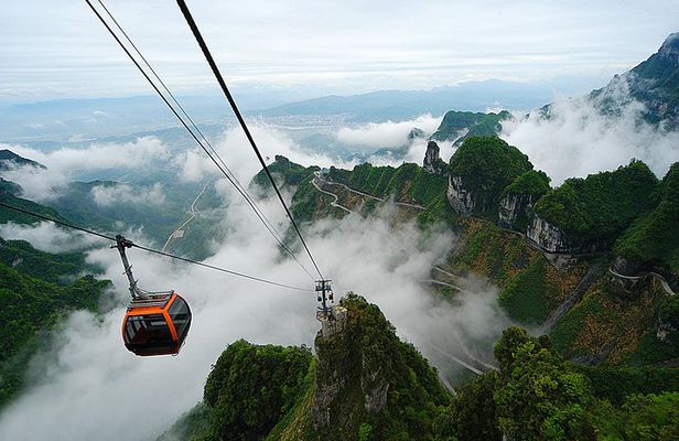 Private Day Tour of Tianmen Mountain with Skywalk and World's Longest glass bottom bridge