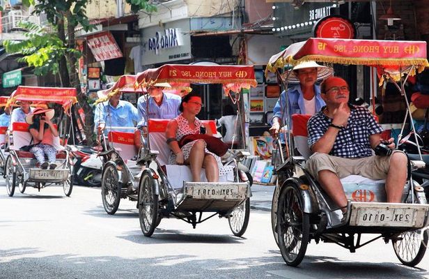 Hanoi Cyclo Tour with Lunch
