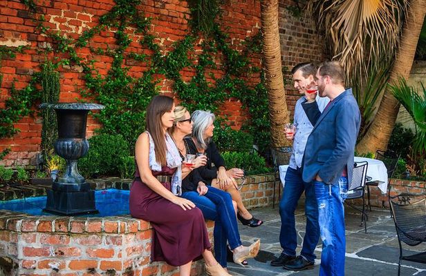 New Orleans Cooking Class and Cocktail Walking Tour